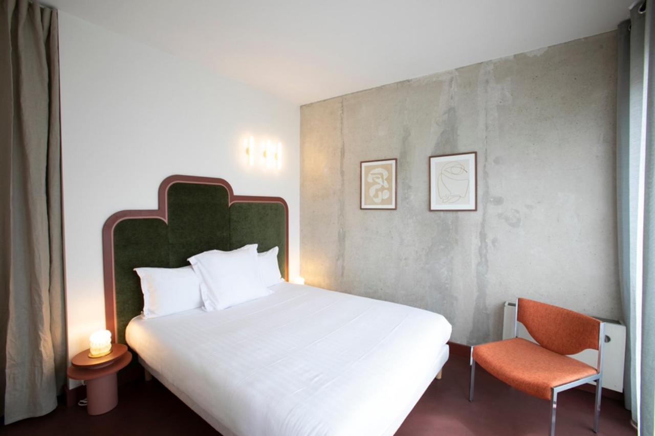 Joie Bargue Apartment Paris